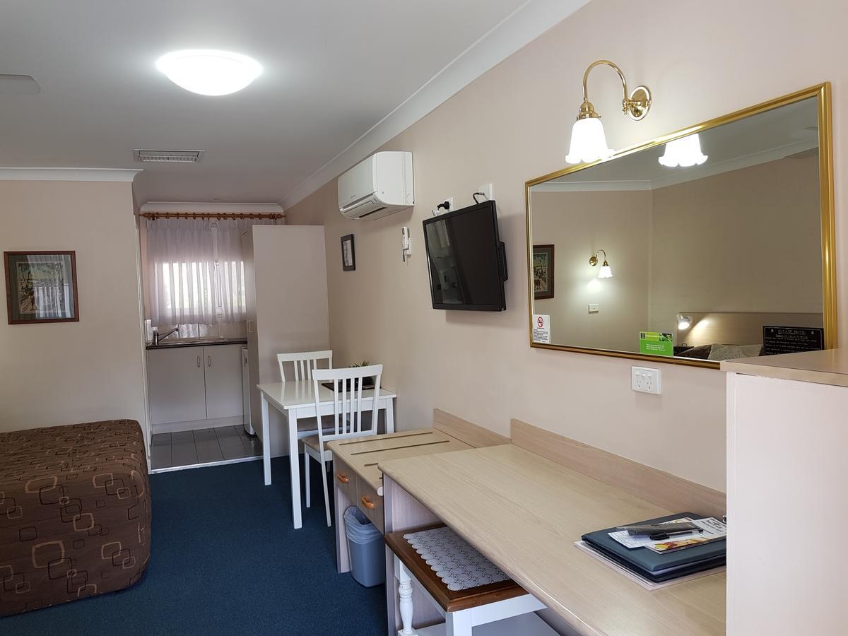 Abraham Lincoln Motel Тамуорт Экстерьер фото