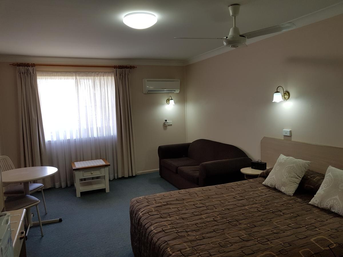 Abraham Lincoln Motel Тамуорт Экстерьер фото